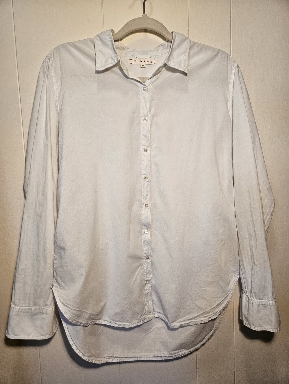XiRENA BOWIE Womens White Casual Button-Down Shirt